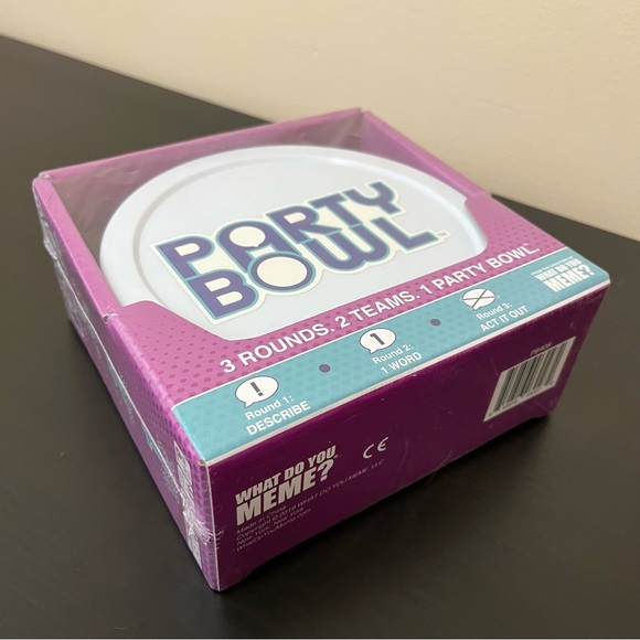 NIB Party Bowl What Do You Meme? Family Friendly Party Game - Picture 4 of 10